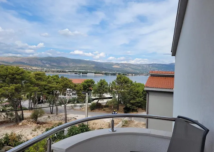 Antonella * Τρογκίρ